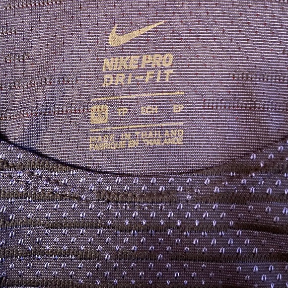 ✨SOLD✨ NWOT ~ Nike Pro Women’s Tank - Picture 6 of 6